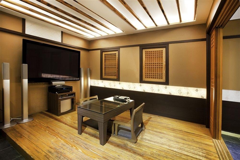 Film 37.2 Hotel Seoul Exterior photo