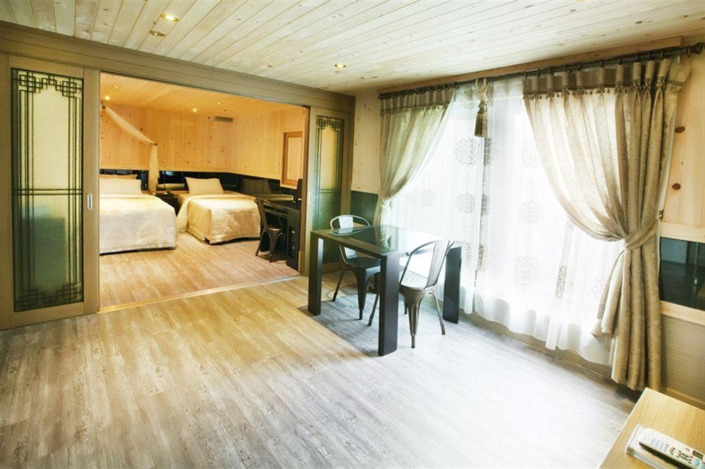 Film 37.2 Hotel Seoul Exterior photo