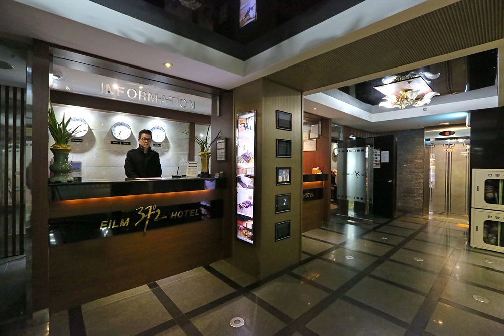 Film 37.2 Hotel Seoul Exterior photo